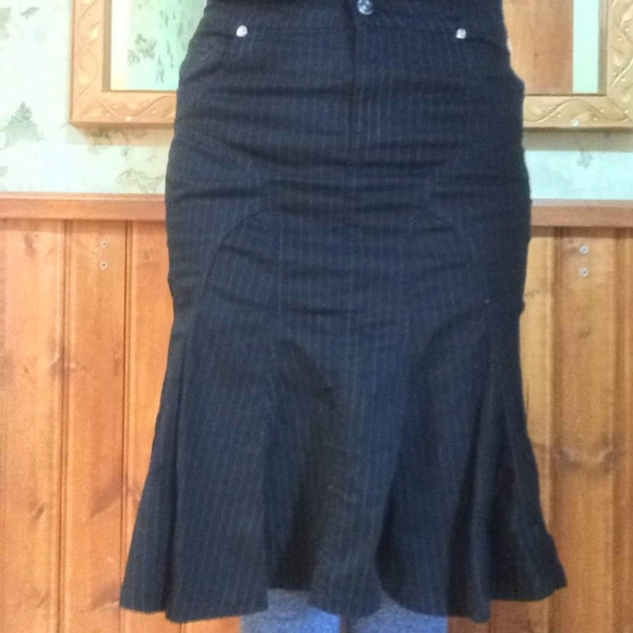 Dresses & Skirts - Pinstripes Skirt